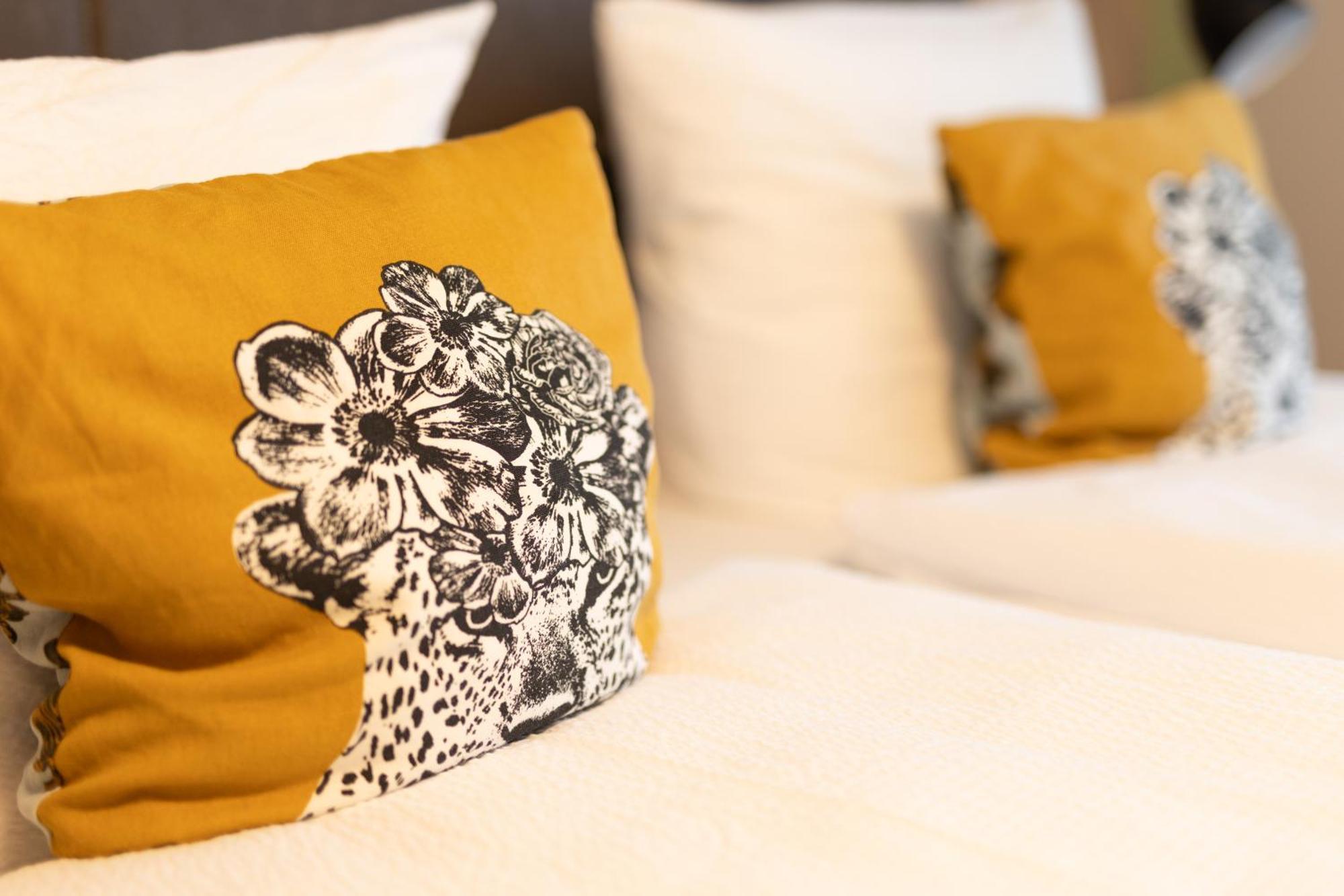 Appartementdeluxe Steiert - Near Europa Park - Rulantica - Spacious - Fully Equipped Kitchen - Private Garden - Free Parking - Pet Friendly Schwanau Exterior photo